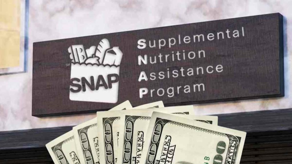 SNAP (Food Stamps) payments of up to $1,756 starting on October 1, 2024, in the U.S.